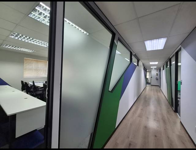 609M² OFFICE TO LET IN HALFWAY GARDENS